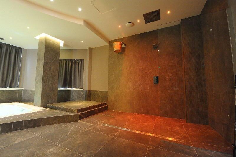 Hotel Up Wellness & Spa Foggia Exterior photo
